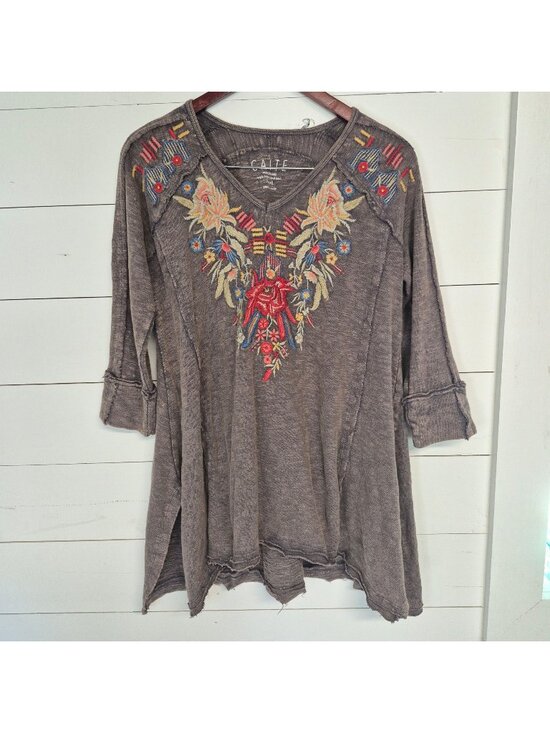 Caite Tops - Caite Handmade Tunic Top With Colorful Embroidery Frayed Edges 3/4 Sleeve V-Neck
